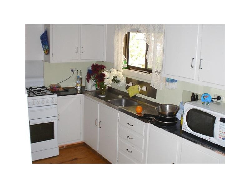 11 Laube Street, Cummins SA 5631