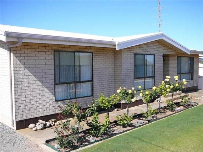 10 Carrow Terrace, Port Neill SA 5604