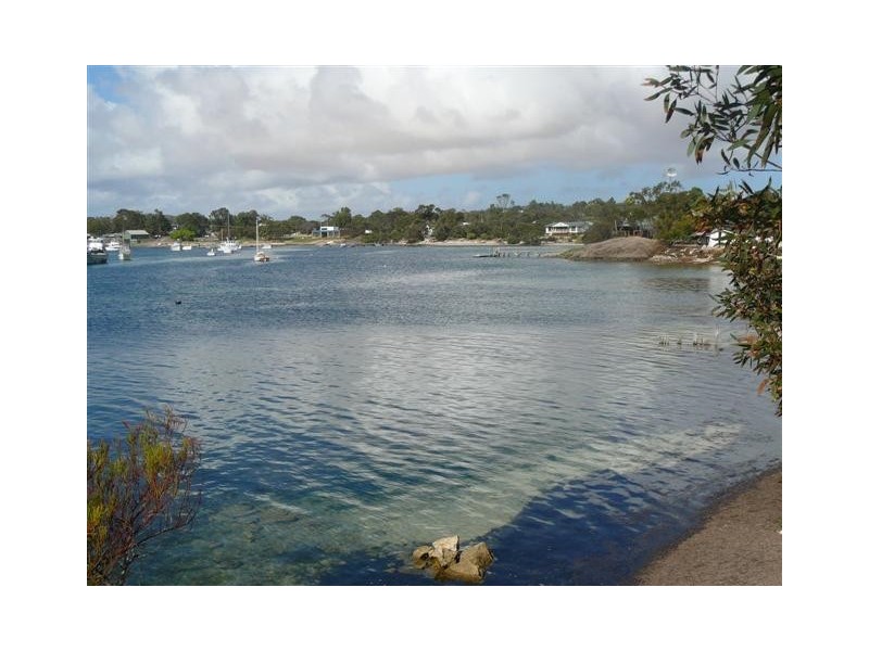 40 Greenly Avenue, Coffin Bay SA 5607
