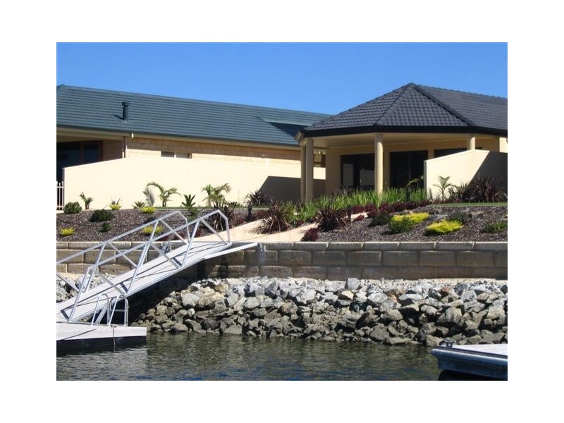 2/5 Sailfish Drive, Port Lincoln SA 5606