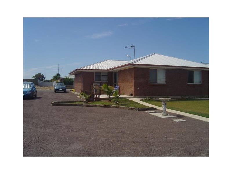 4 Burnett Street, Tumby Bay SA 5605