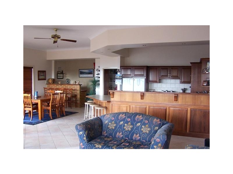 5 Oswald Drive, Port Lincoln SA 5606