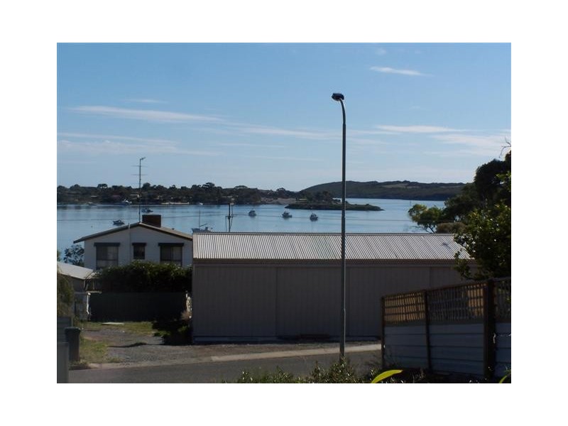 43 Pine Crescent, Coffin Bay SA 5607
