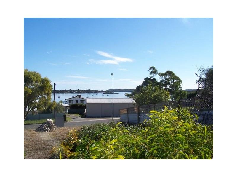 43 Pine Crescent, Coffin Bay SA 5607