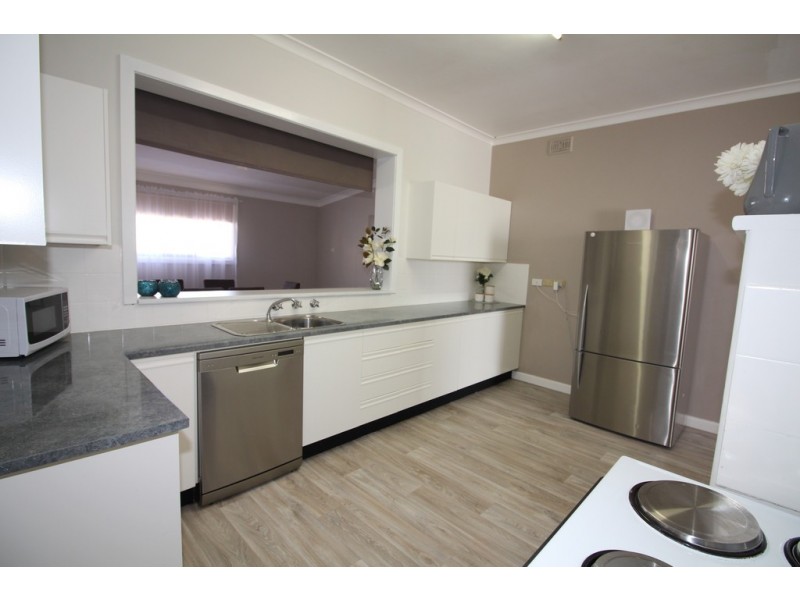 17 Pearson Ave, Port Lincoln SA 5606