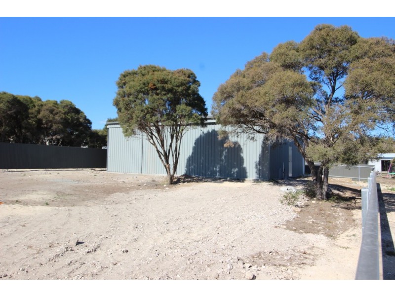 23 Tea Tree Court, Coffin Bay SA 5607