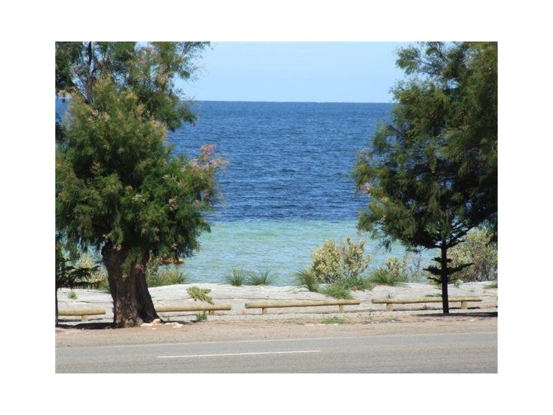 1 Brock Street, Tumby Bay SA 5605