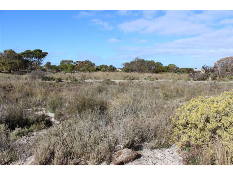Lot 101 Broccabruna Drive, Mount Dutton Bay SA 5607