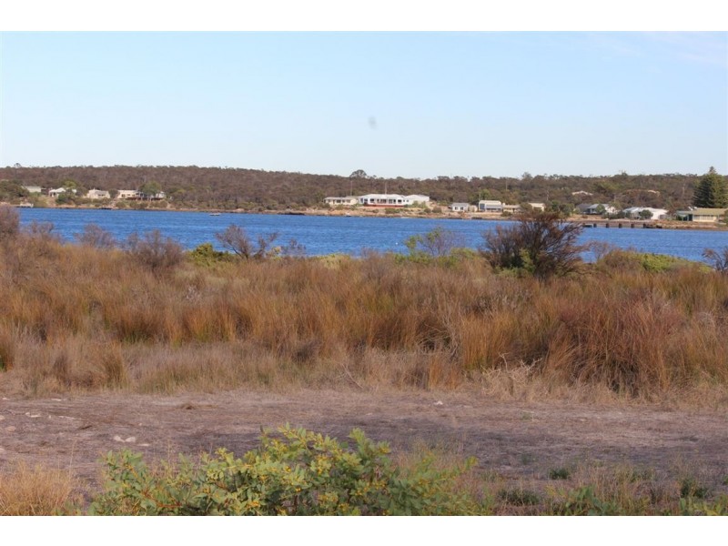Lot 101 Broccabruna Drive, Mount Dutton Bay SA 5607