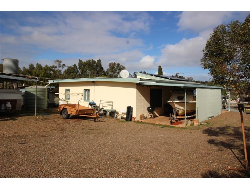 6 Flinders Avenue, Coffin Bay SA 5607