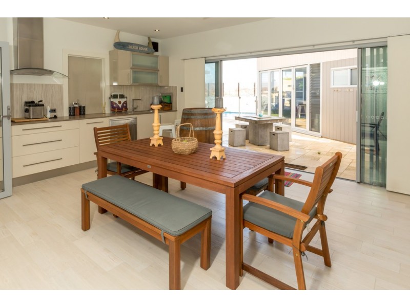 12 Calais Avenue, Port Lincoln SA 5606