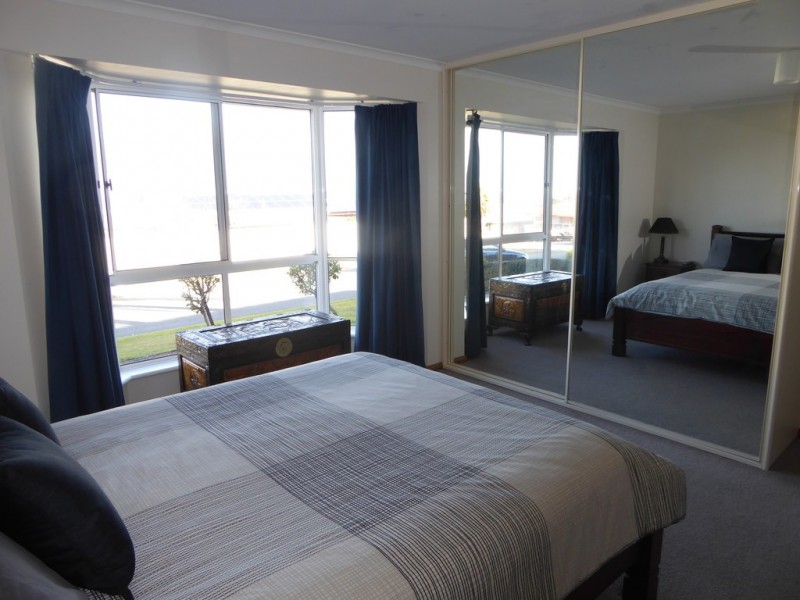 8 Cowley Crescent, Port Lincoln SA 5606