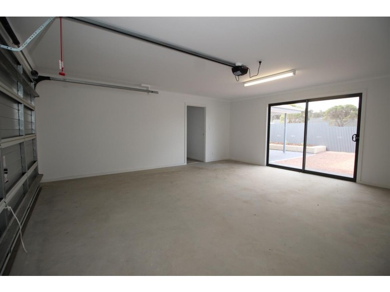 16 Tea Tree Court, Coffin Bay SA 5607