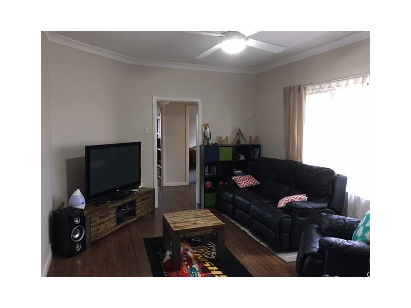 48 Tumby Bay Road, Cummins SA 5631