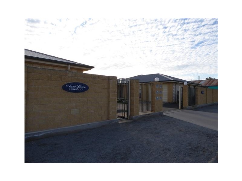 3/18-20 West Terrace, Tumby Bay SA 5605