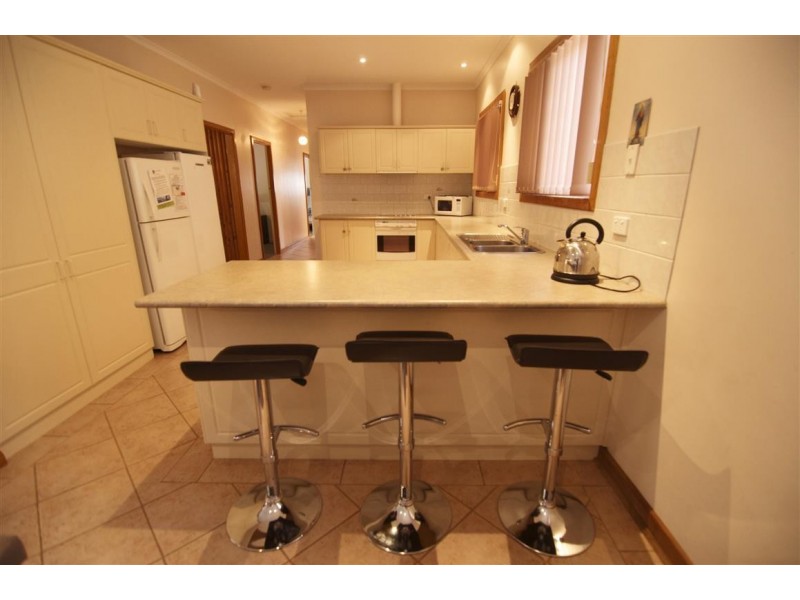 131 Esplanade, Coffin Bay SA 5607