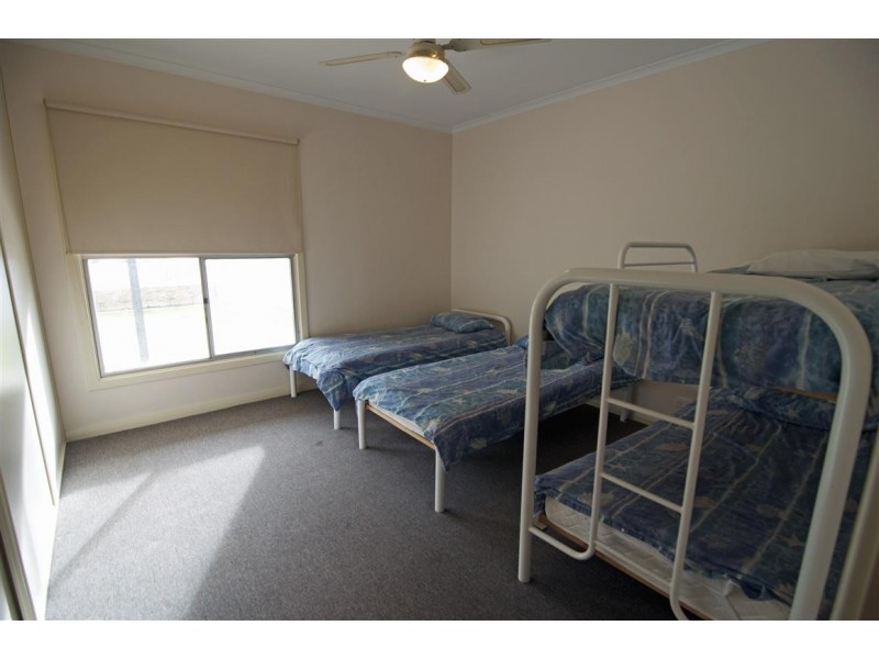 131 Esplanade, Coffin Bay SA 5607