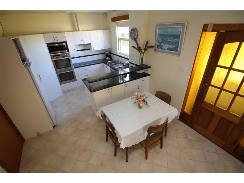 7 Lipson Place and Lot 408 Harvey Street, Port Lincoln SA 5606