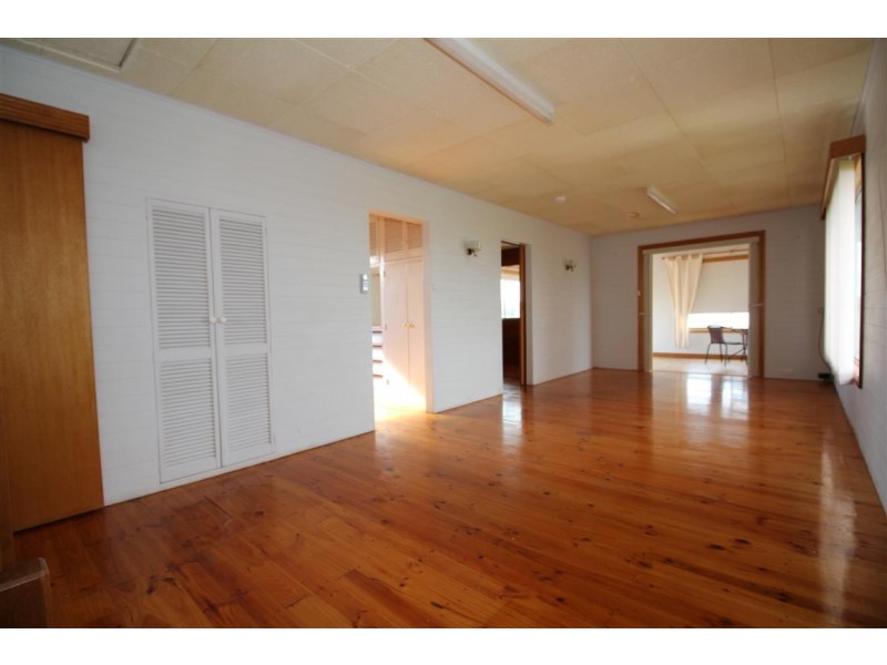 7 Lipson Place and Lot 408 Harvey Street, Port Lincoln SA 5606