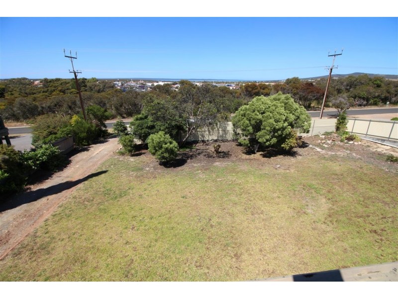 7 Lipson Place and Lot 408 Harvey Street, Port Lincoln SA 5606