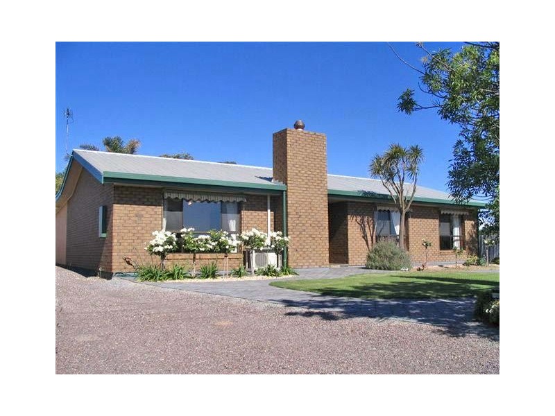 3 Young Street, Tumby Bay SA 5605