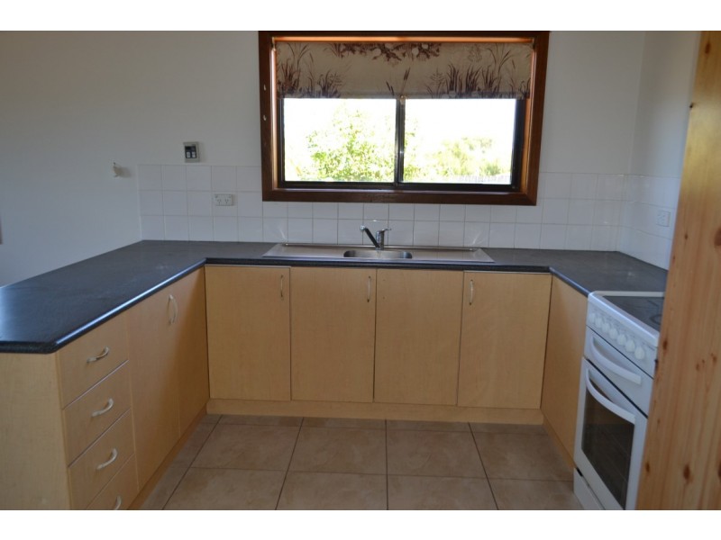 3 Minnipa Avenue, Port Lincoln SA 5606