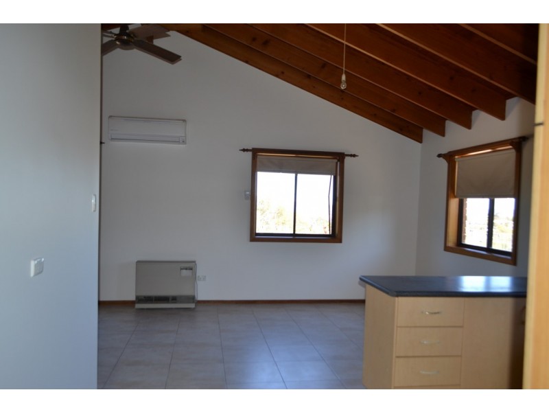 3 Minnipa Avenue, Port Lincoln SA 5606