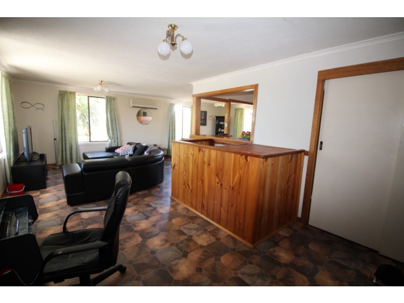 25 Milton Avenue, Port Lincoln SA 5606