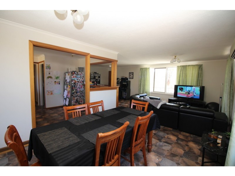 25 Milton Avenue, Port Lincoln SA 5606