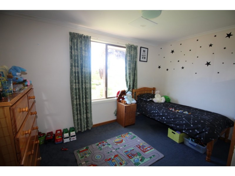25 Milton Avenue, Port Lincoln SA 5606