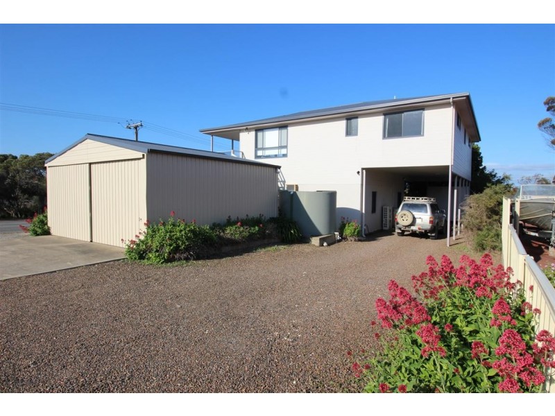 3 225 Esplanade, Coffin Bay SA 5607