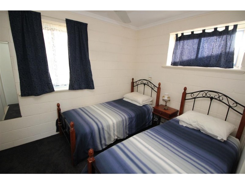 3 225 Esplanade, Coffin Bay SA 5607