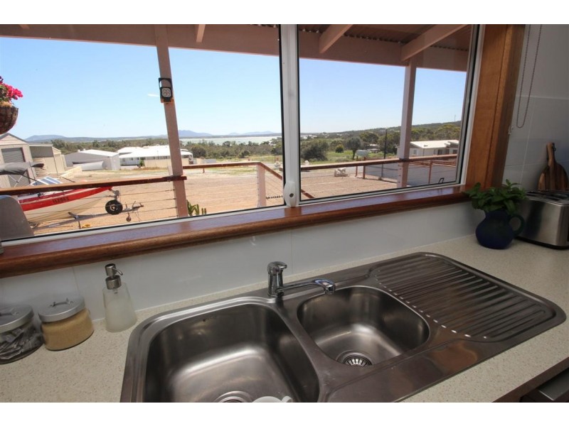 3 Benson Avenue, Coffin Bay SA 5607