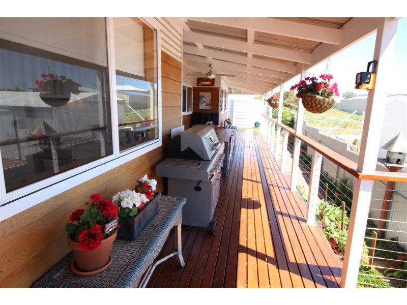 3 Benson Avenue, Coffin Bay SA 5607