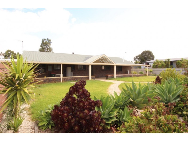 17 Nancy Road, Coffin Bay SA 5607