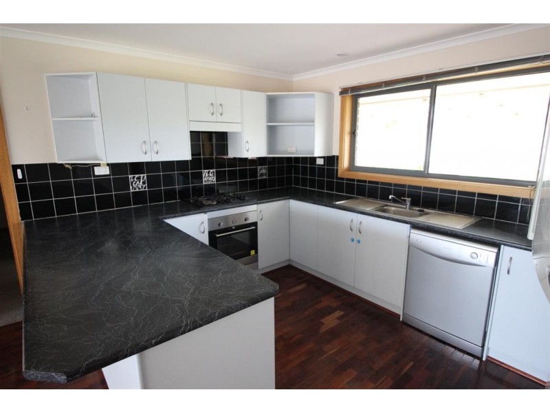 17 Nancy Road, Coffin Bay SA 5607