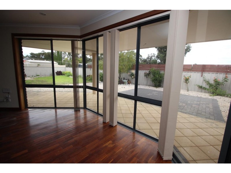 17 Nancy Road, Coffin Bay SA 5607