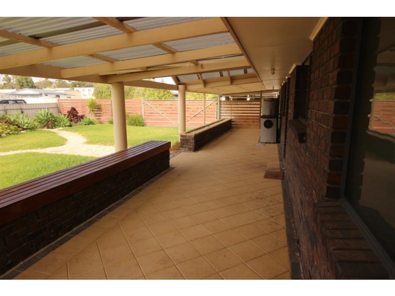17 Nancy Road, Coffin Bay SA 5607