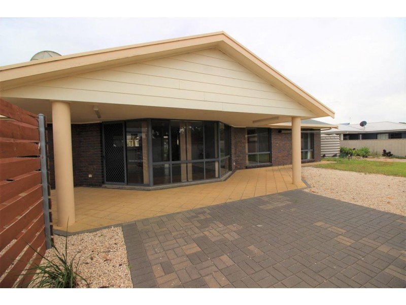 17 Nancy Road, Coffin Bay SA 5607