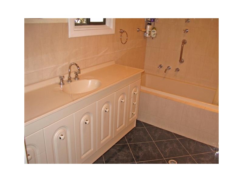 16 Matilda Street, Port Lincoln SA 5606