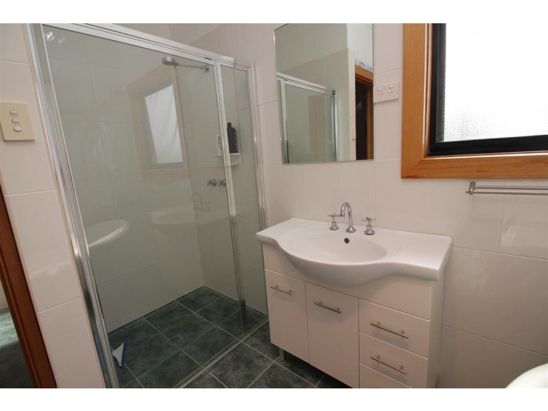 17 Benson Avenue, Coffin Bay SA 5607