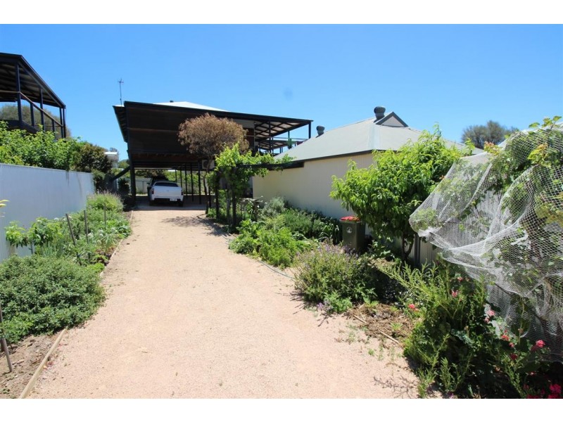 17 Benson Avenue, Coffin Bay SA 5607