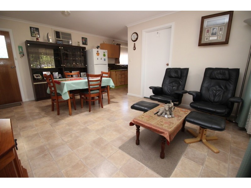 34 Flinders Avenue, Coffin Bay SA 5607