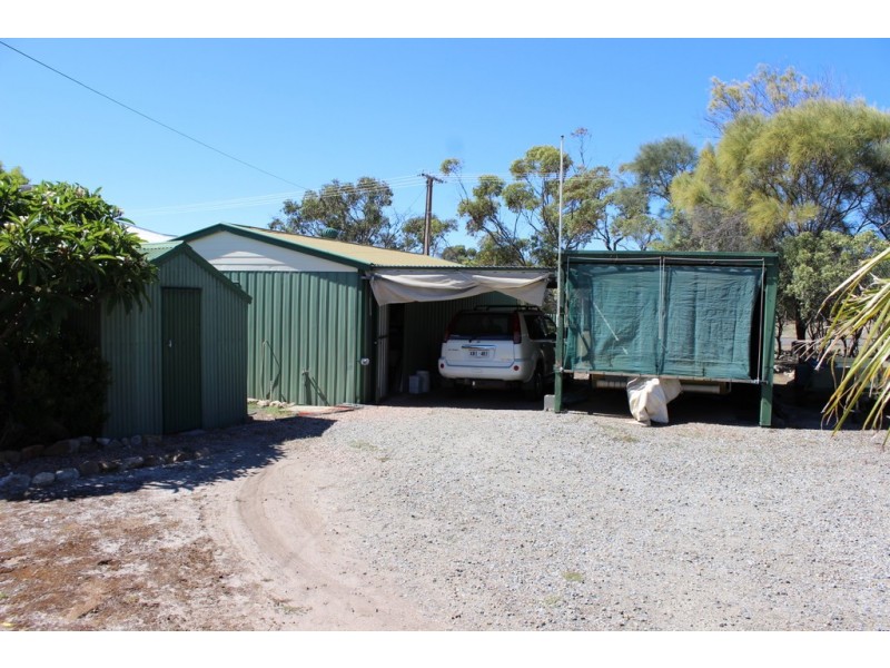 34 Flinders Avenue, Coffin Bay SA 5607