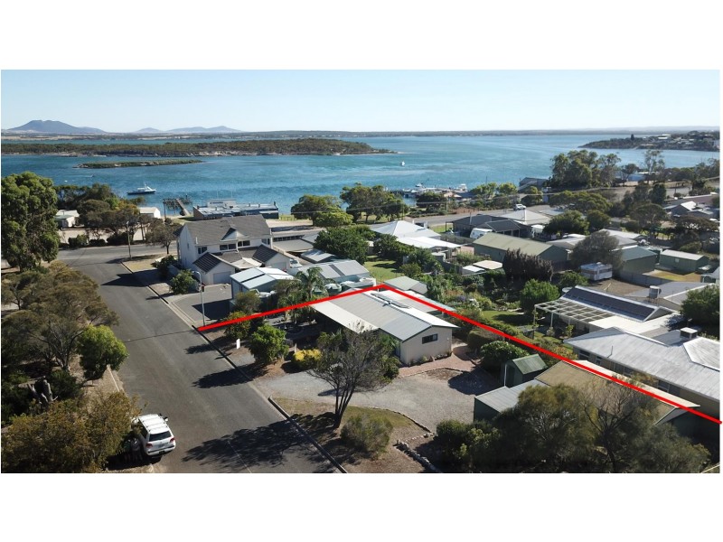 34 Flinders Avenue, Coffin Bay SA 5607