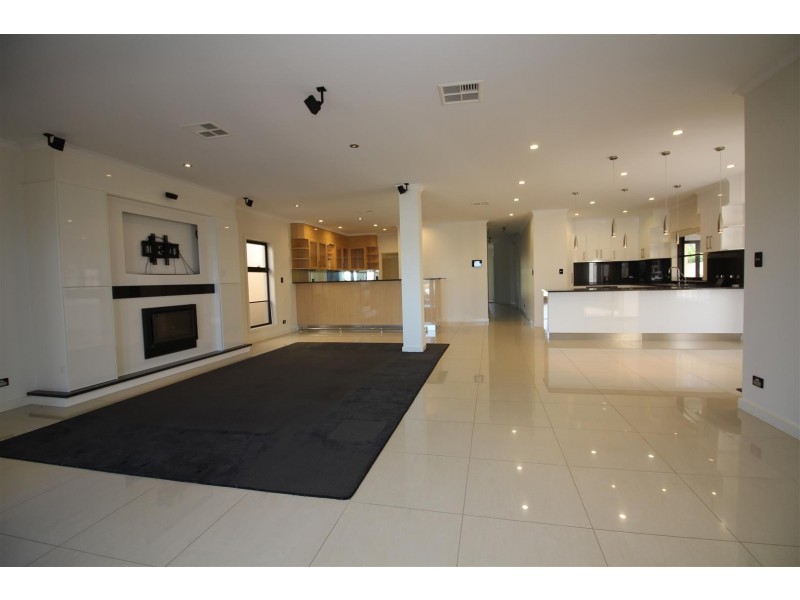2/4 Laguna Drive, Port Lincoln SA 5606