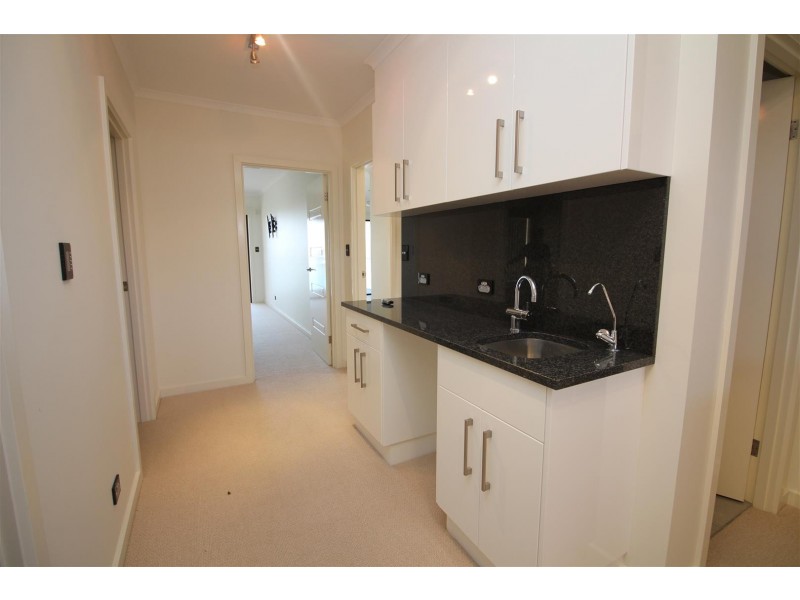 2/4 Laguna Drive, Port Lincoln SA 5606