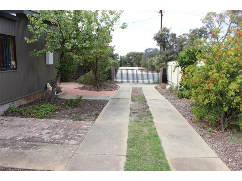 157 Esplanade, Coffin Bay SA 5607