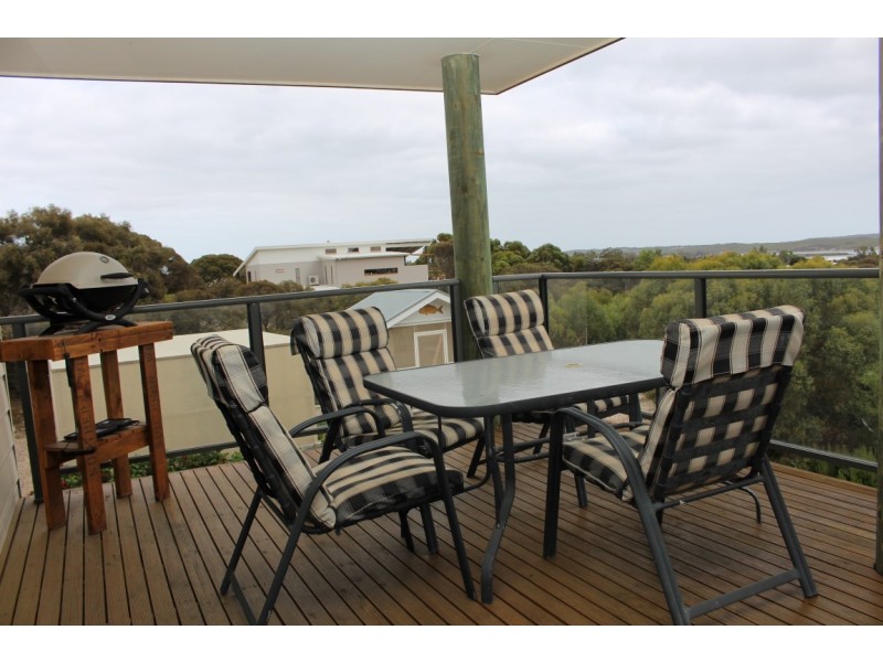 15 Grimm Road, Coffin Bay SA 5607