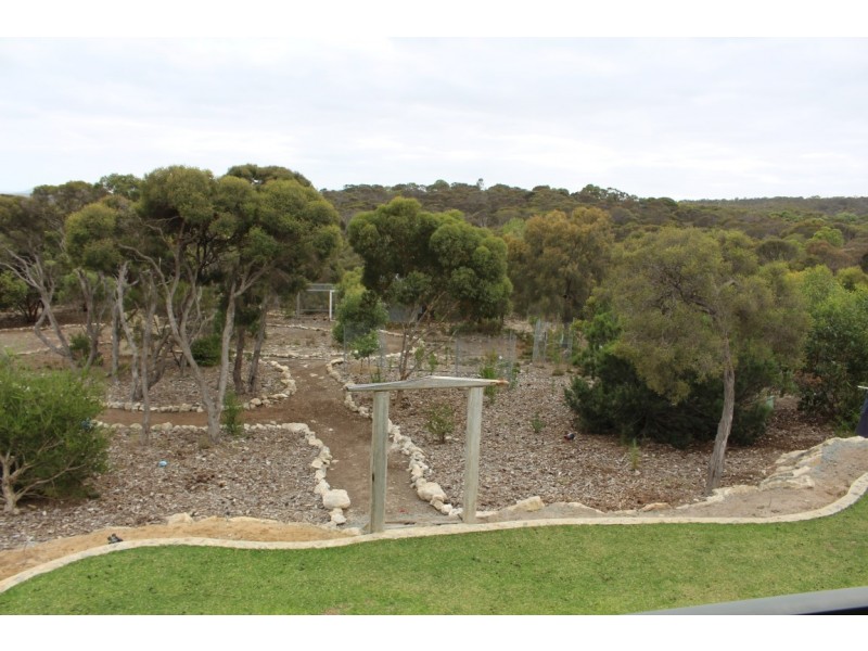 15 Grimm Road, Coffin Bay SA 5607